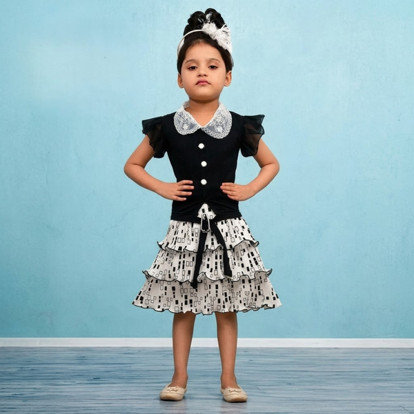 TRS-116 skirt top 22/32 (Girls Black & White Skirt Set)